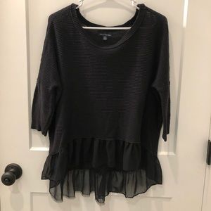 Black high low sweater